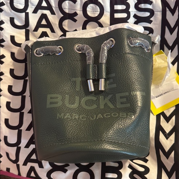 Green Textured Leather Bag - Picture 4 of 4